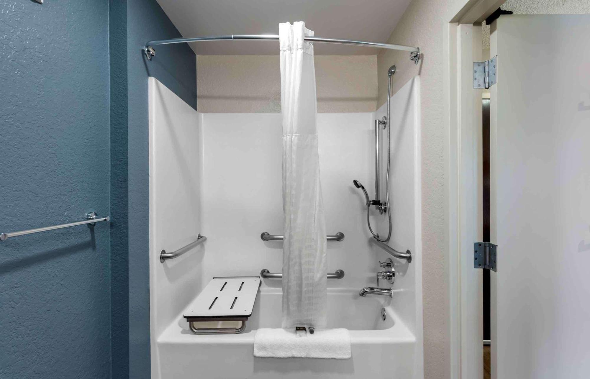 Extended Stay America Suites - Santa Barbara - Calle Real Goleta Екстер'єр фото