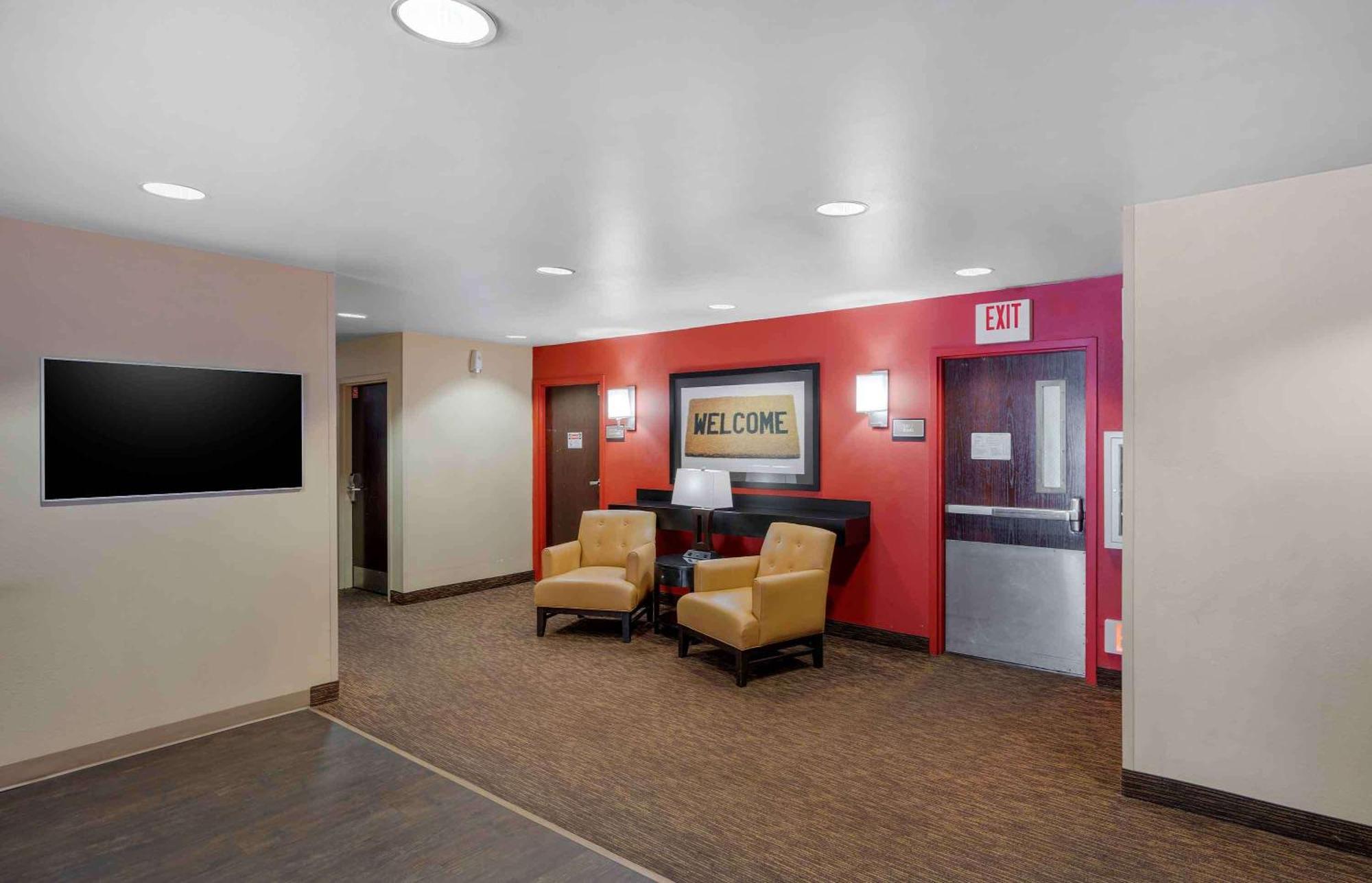 Extended Stay America Suites - Santa Barbara - Calle Real Goleta Екстер'єр фото