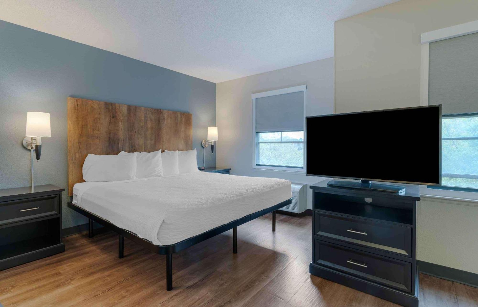 Extended Stay America Suites - Santa Barbara - Calle Real Goleta Екстер'єр фото