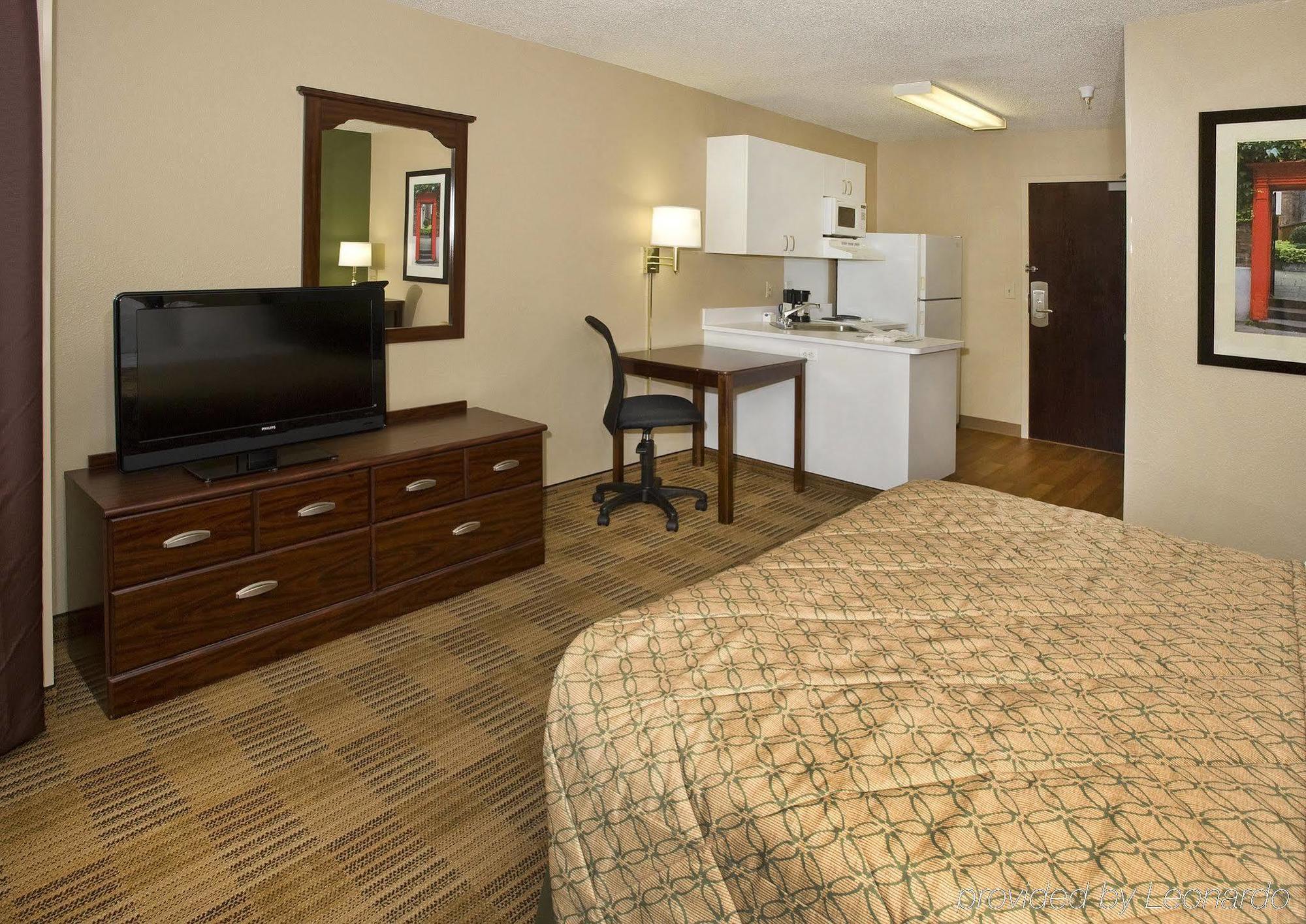 Extended Stay America Suites - Santa Barbara - Calle Real Goleta Номер фото